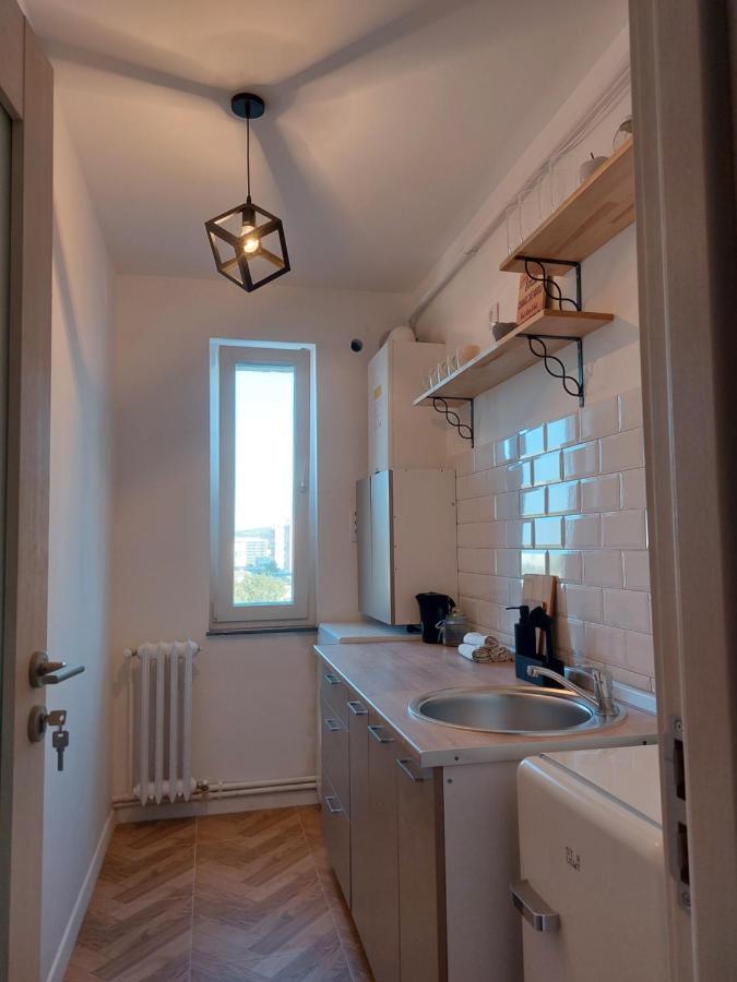 Eli'S Apartments -Ultracentral Near Palas Яш Екстериор снимка