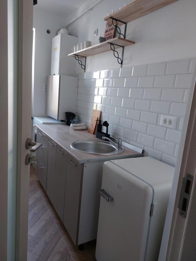 Eli'S Apartments -Ultracentral Near Palas Яш Екстериор снимка