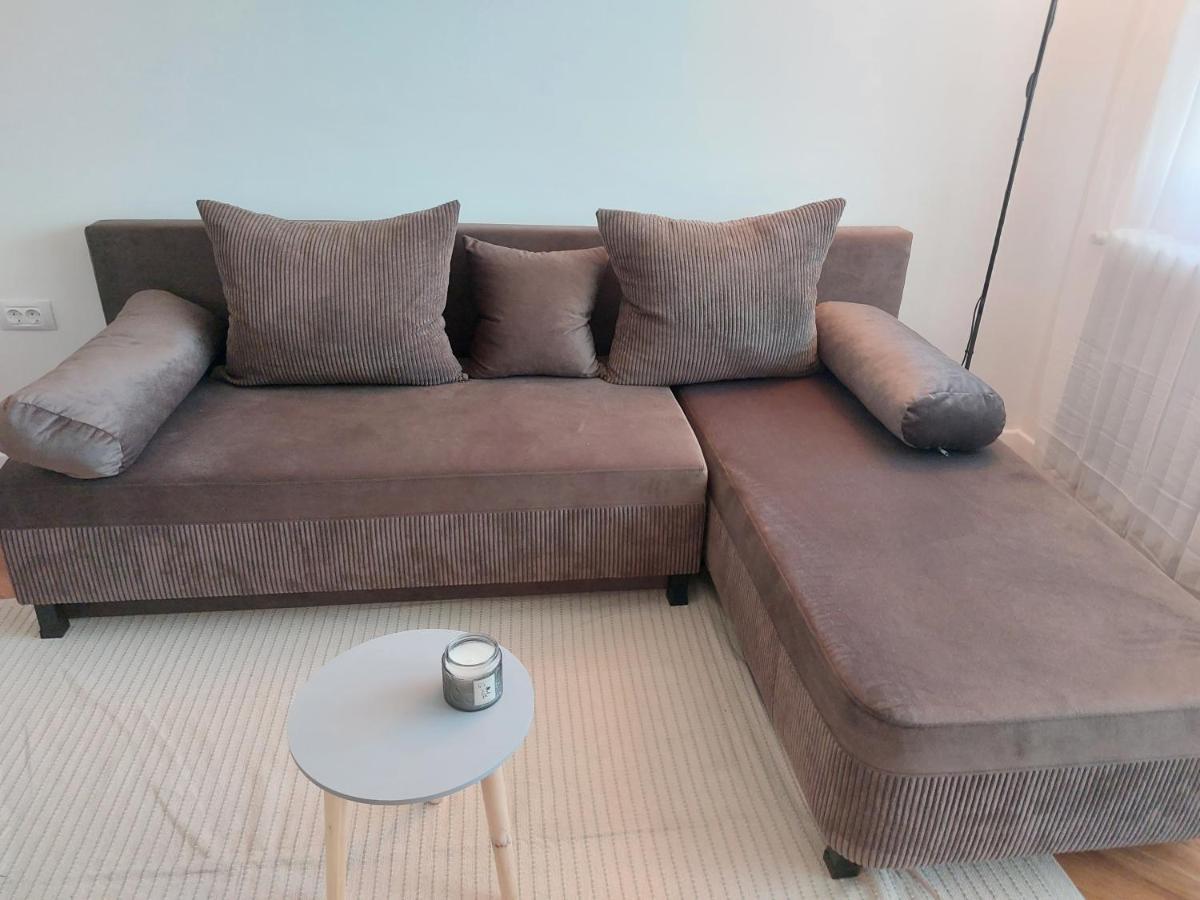Eli'S Apartments -Ultracentral Near Palas Яш Екстериор снимка